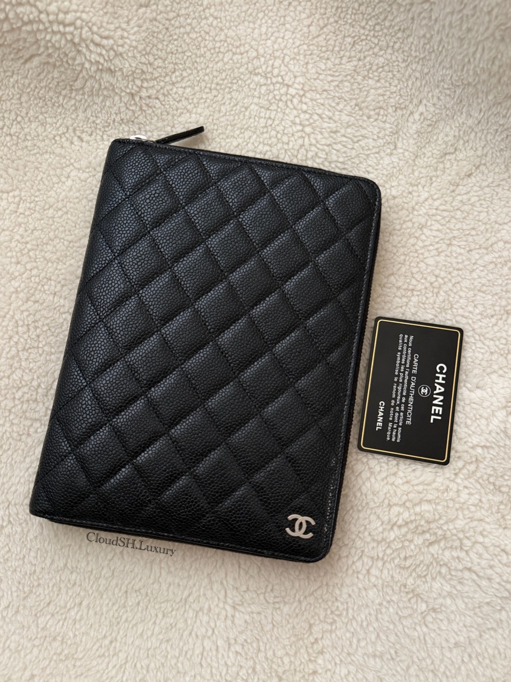 Auth Chanel GM/ Large Classic Black Caviar Zip Agenda Cover w/ Silver hdw
